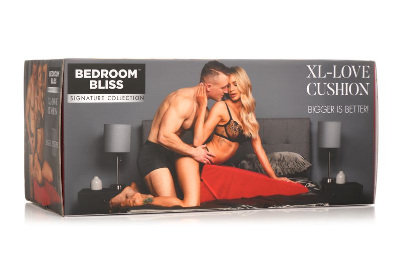 Large Love Cushion - Rood