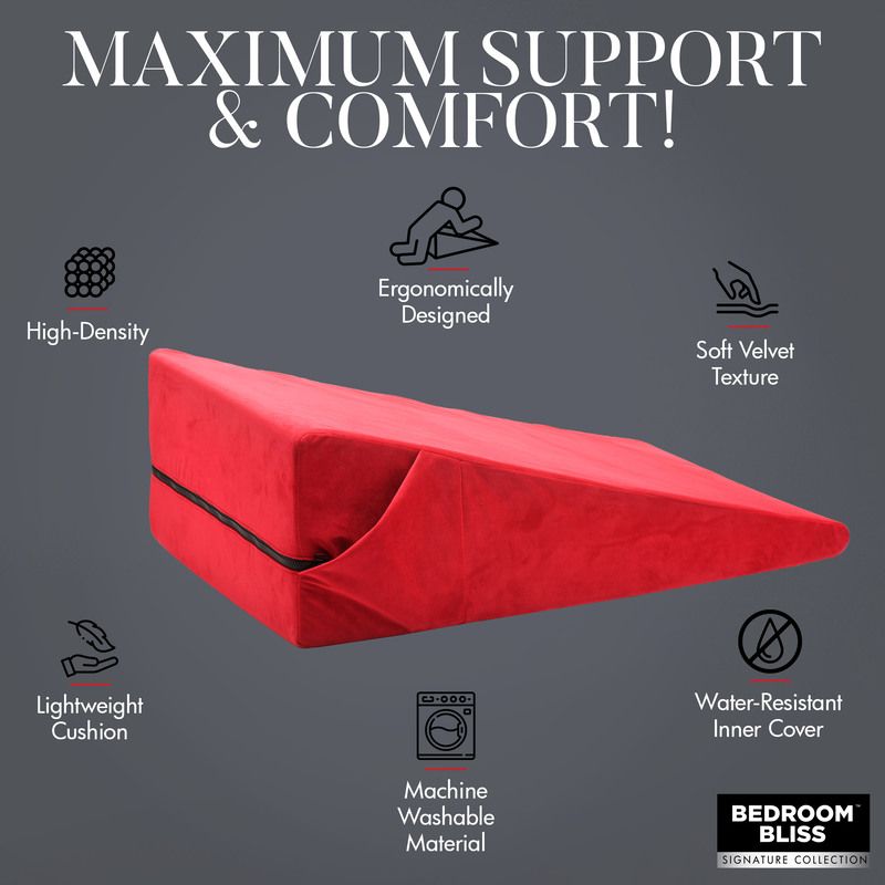 Large Love Cushion - Rood