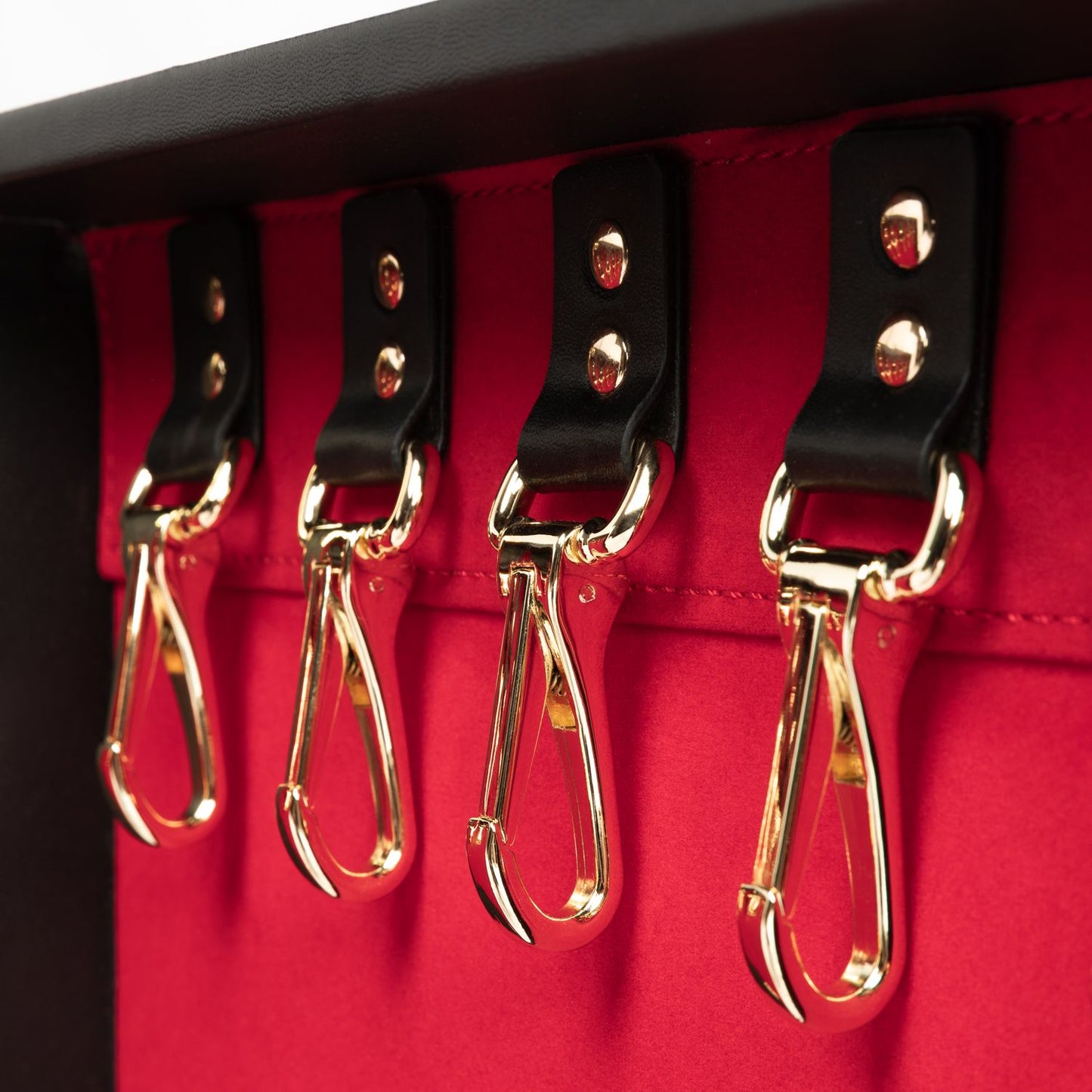 Bedroom Fantasies - Bondage Koffer 13 Stuks - Rundleer